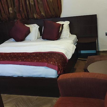 Grand Inn&Suites Ijebu Ode Exterior foto
