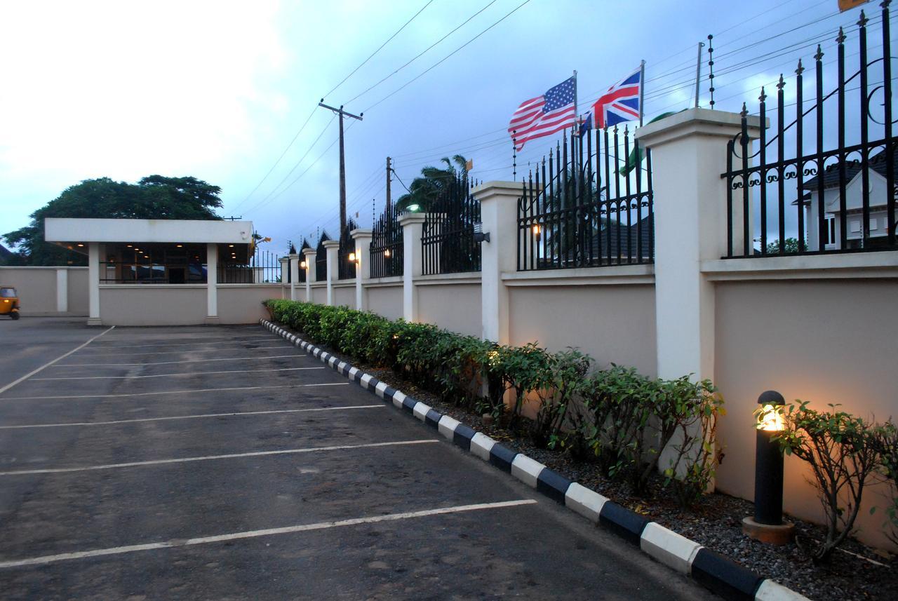 Grand Inn&Suites Ijebu Ode Exterior foto