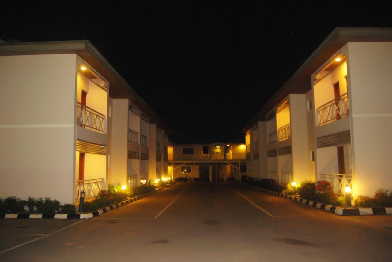 Grand Inn&Suites Ijebu Ode Exterior foto