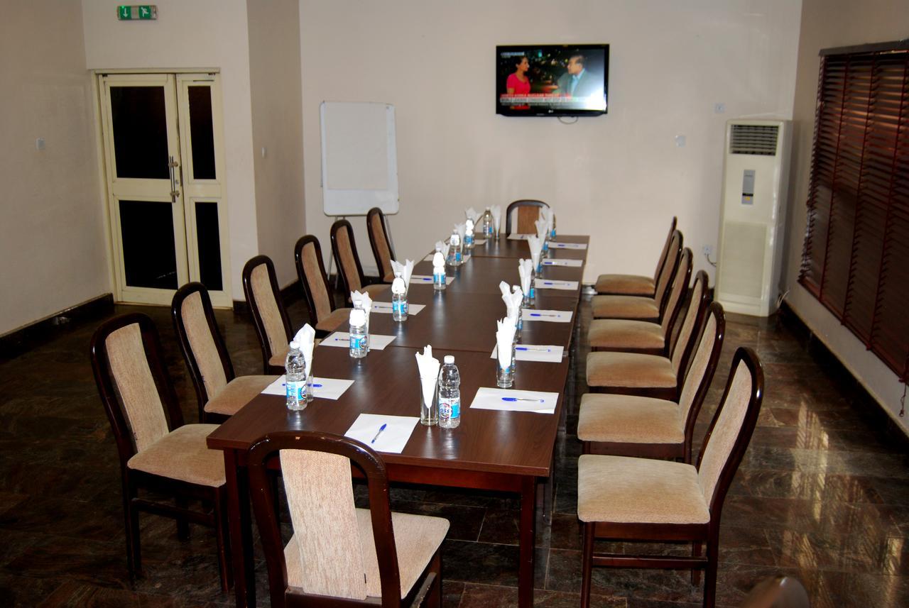 Grand Inn&Suites Ijebu Ode Exterior foto